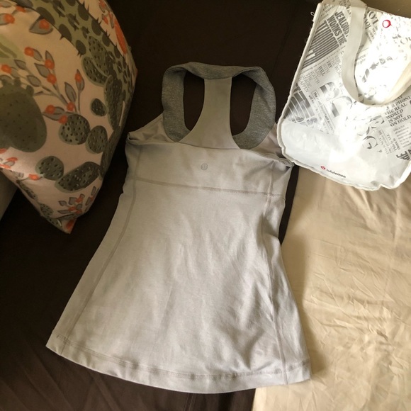 Lululemon top - Picture 4 of 6